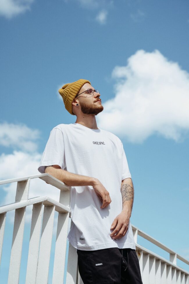 CHCĘ SPAĆ (HAFT) - T-Shirt Unisex - Biały (M)